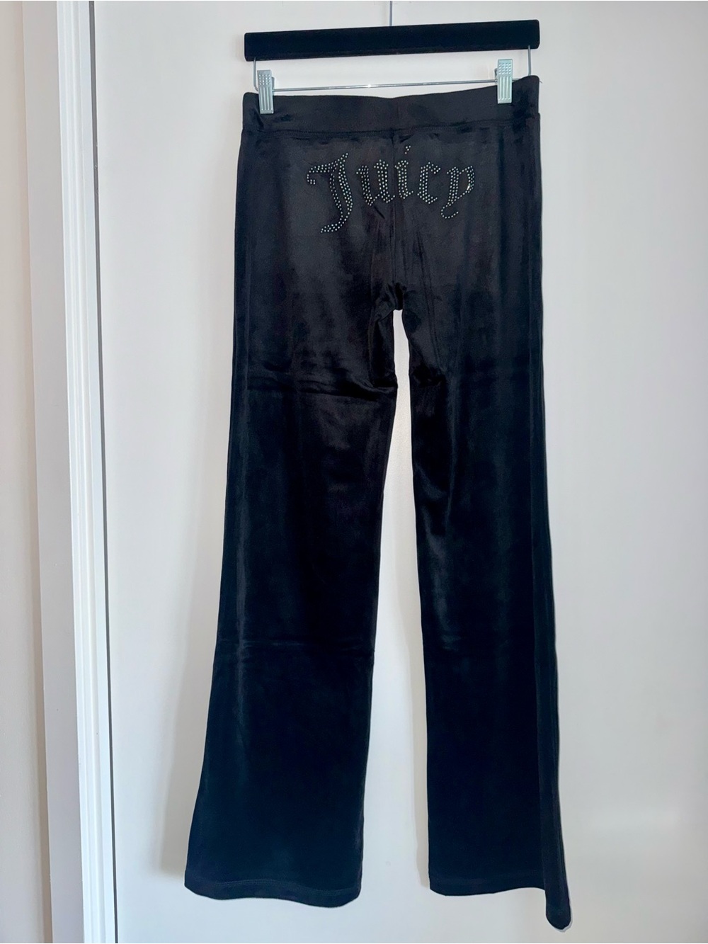 🎱 NWT Juicy Couture Black Velour Rhinestone Logo Track Pants